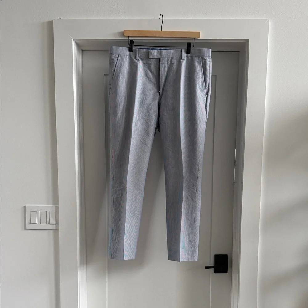 Banana Republic Seersucker Dress Pants